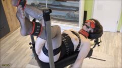 Master-Thomas – Sklavin wehrlos benutzt und von ihrem meister gefickt.mp4_snapshot_00.03.497