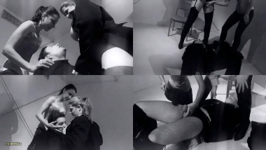 Deutsche Dominaz Dominiere in fetisch.mp4 snapshot 09.32.640